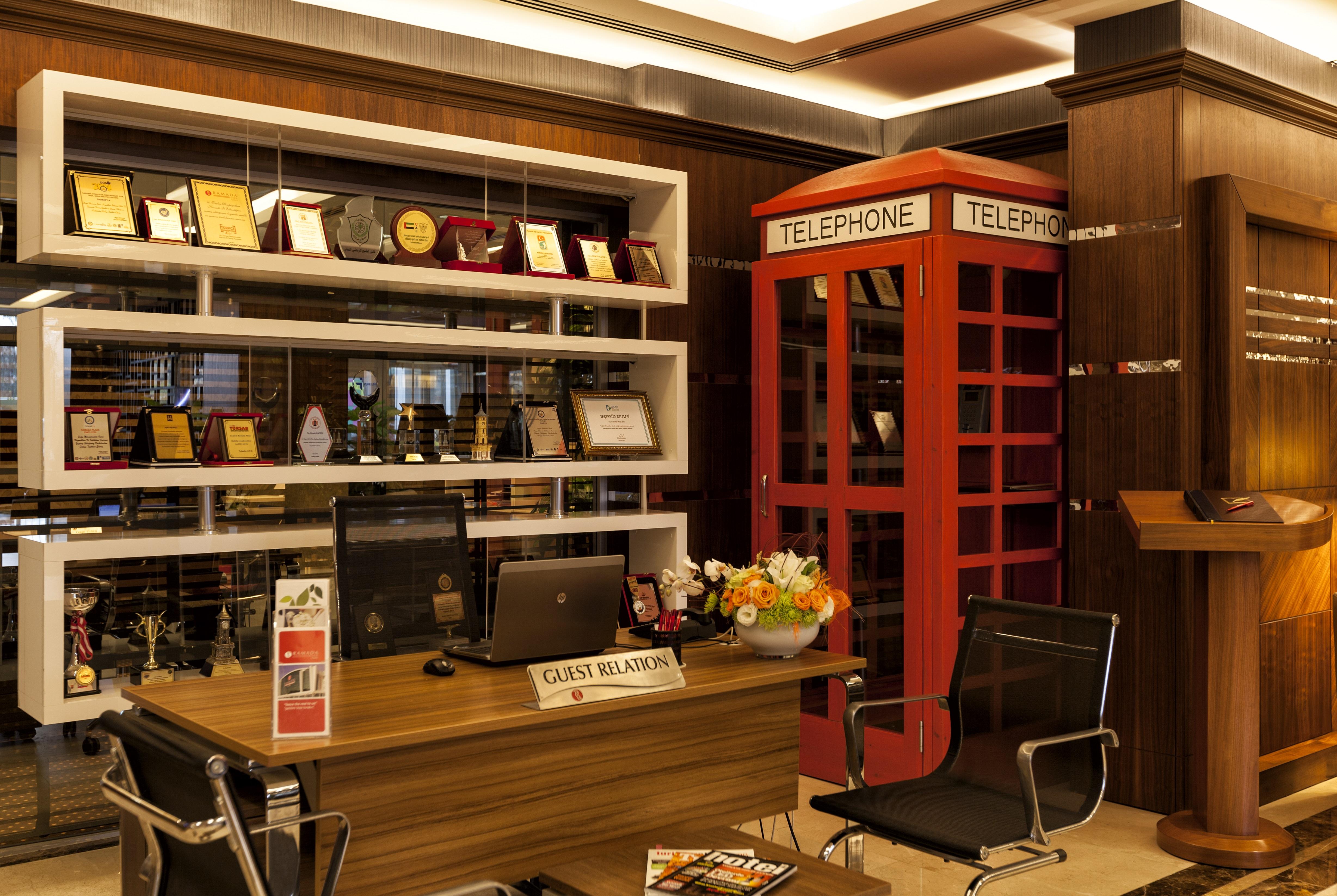 Hotel Ramada Plaza By Wyndham Izmit Kocaeli Exteriér fotografie Reception