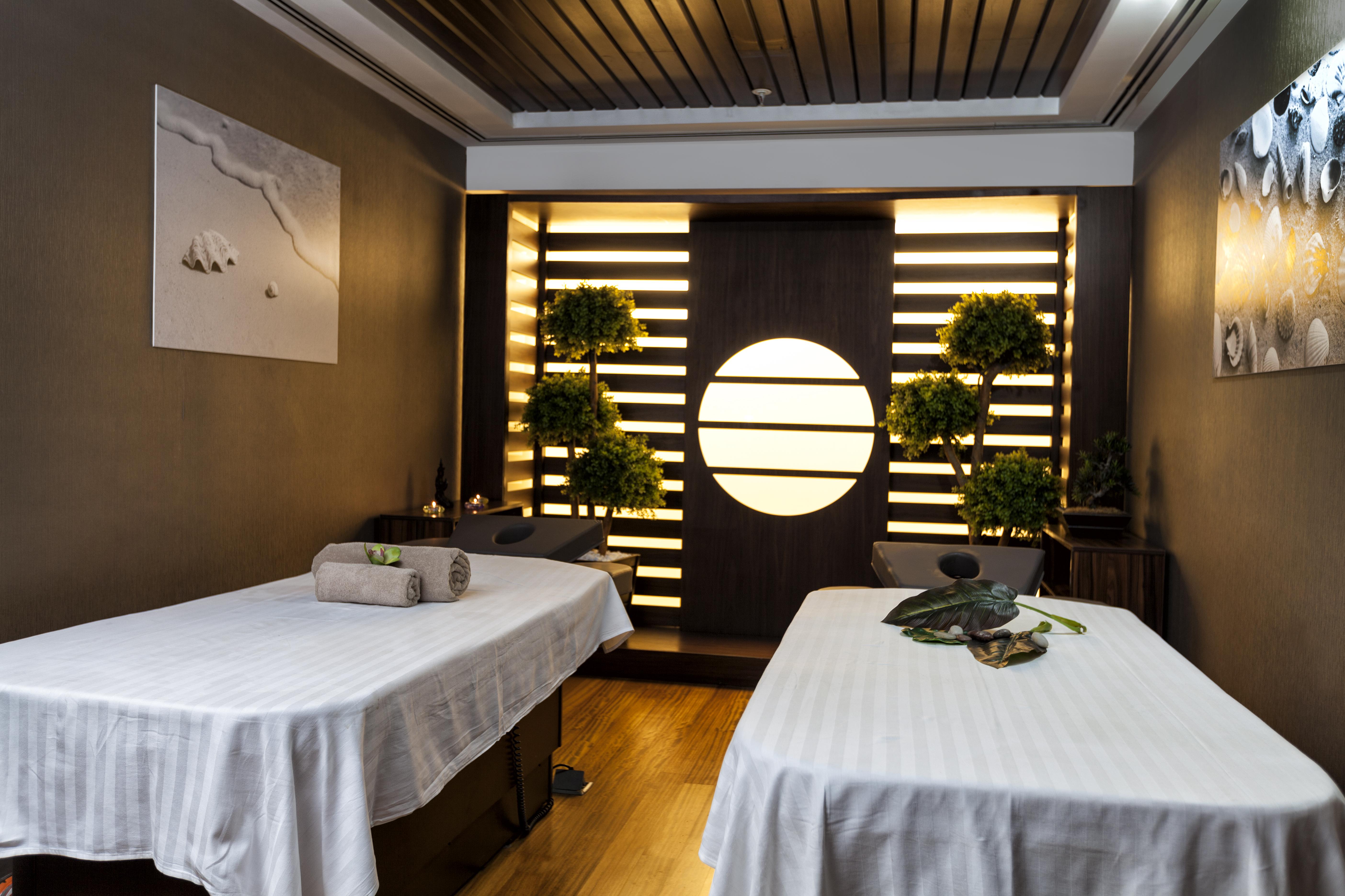 Hotel Ramada Plaza By Wyndham Izmit Kocaeli Exteriér fotografie A spa treatment room