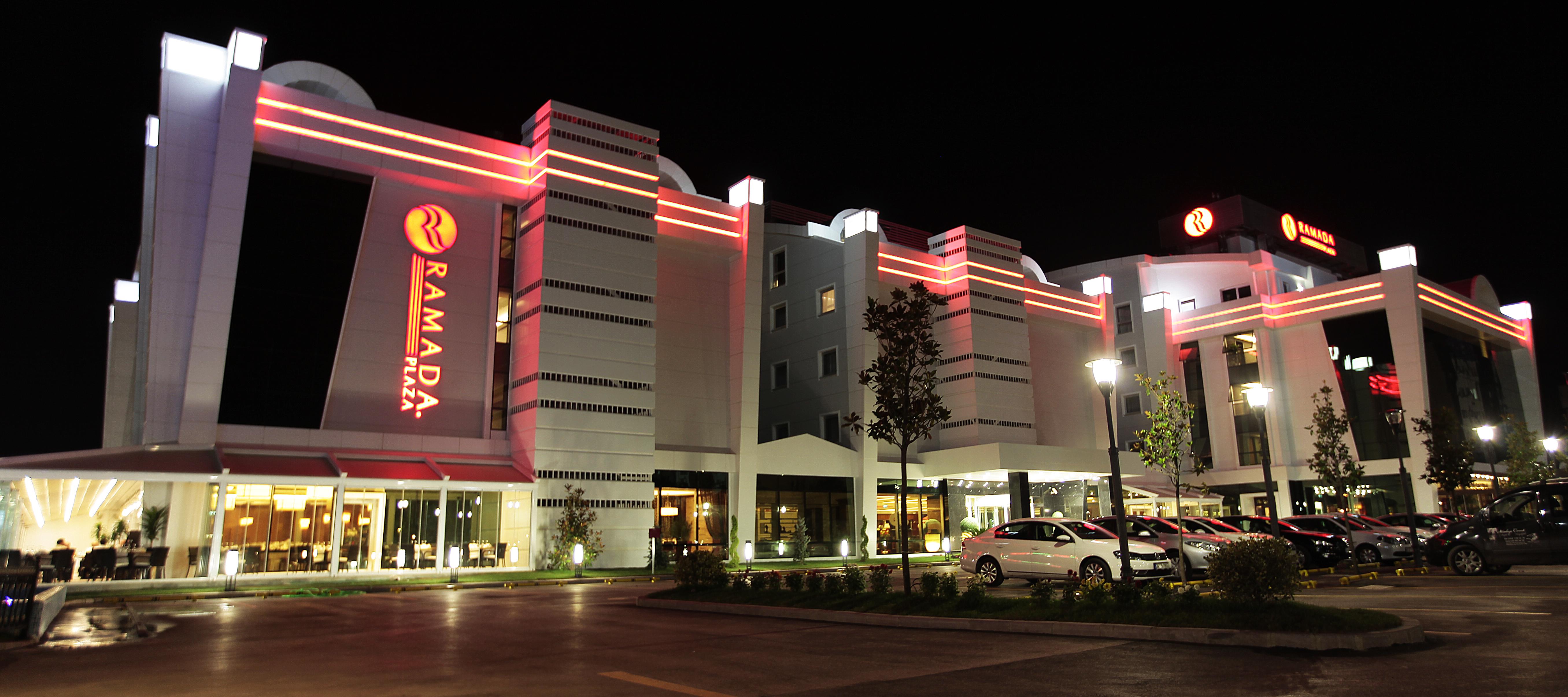 Hotel Ramada Plaza By Wyndham Izmit Kocaeli Exteriér fotografie Pamukkale Thermal Resort