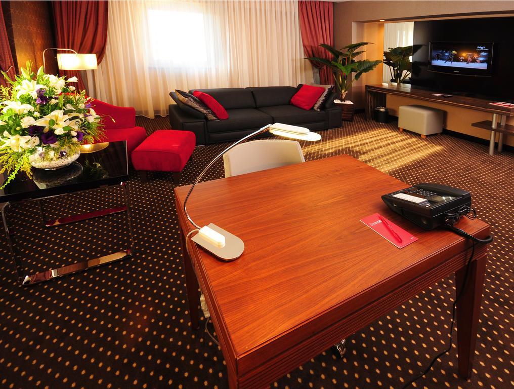 Hotel Ramada Plaza By Wyndham Izmit Kocaeli Exteriér fotografie Suite